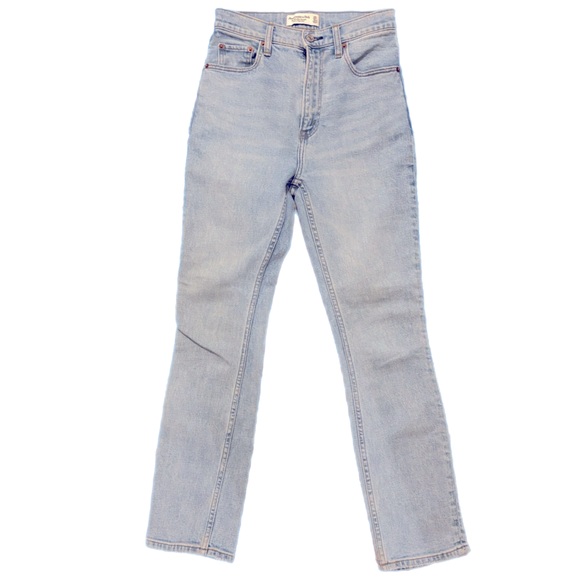 Abercrombie Ultra High Rise 90s slim Straight Jean - Picture 10 of 11